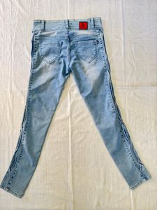 Crossed Pattern Light Blue Jeans