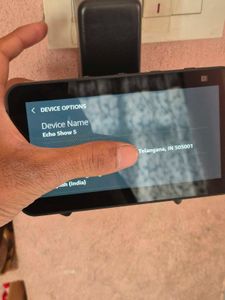 Amazon Echo Show 5 (2nd Generation) like new