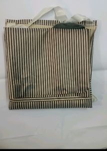Chef&#39;s Apron with Attached Towel