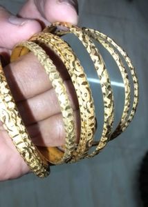 Artificial Mangalsutra And 8 Bangles