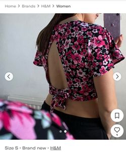 H&amp;M Floral pink colour crop top with back design