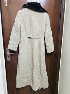 Elegant Beige Trench Coat with detachable fuax fur