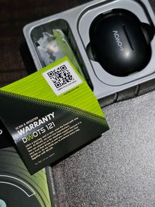 the ACwO DwOTS 121 Wireless Earbuds