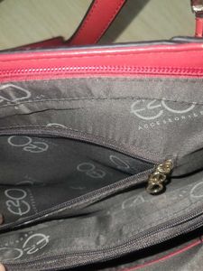 Red Handbag e2O