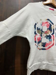 White Floral '86' Graphic Sweatshirt