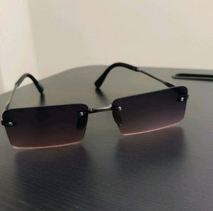 Sunglasses/Shades