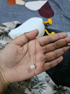 Pearl Pendant Necklace