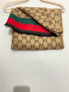 GUCCI Reversible Winter Stole