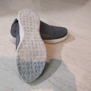 Grey Laceless Walking Shoes UK7
