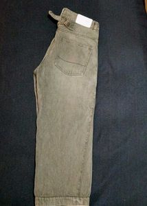 Metro Comfort Loose Jeans: Cast Iron Grey