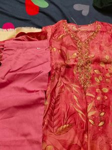 Elegant Pink Embroidered Kurta Set