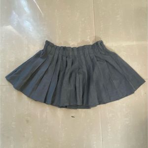Grey Mini skirt Pleated