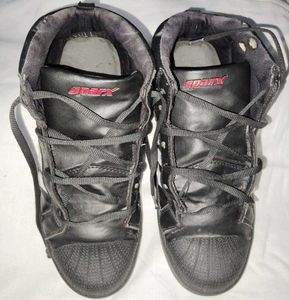mens ....shoes ... 9 uk...
