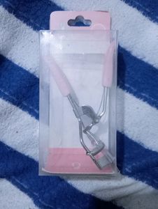 Pink Eyelash Curler