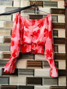 Pretty Red Top🌸🎀