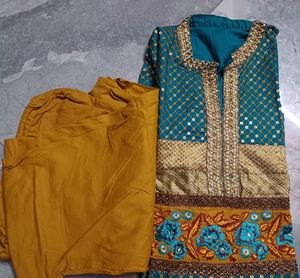 Handmade Salwar Set 💙