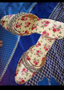Jutti Jaipur Aali