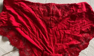 New Tezenis Red Lace Hipster Panty (no tag)