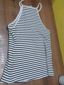 Crop Top With Black And White Lines