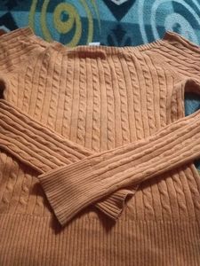 Top With Long Sleeves