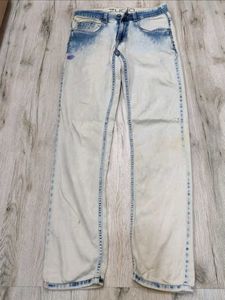 Sc5052 Zudio Distressed Jeans Size 30