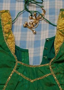 Vintage Model! Elegant Green Checkered Saree