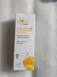 Plum Alpha Arbutin & Hyaluronic Acid Face Serum