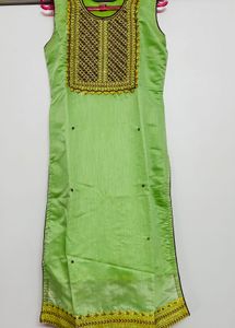 Green Embroidered Kurta