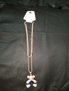 Teddy Rose Gold Neck Chain
