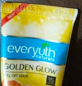 Everyuth Golden Glow Mask
