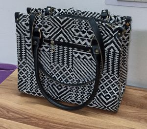 Tote* Bag / Handbag