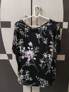 Black And White Flowers Top