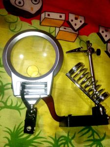 Multi Functional Magnifier Glaas
