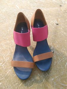 Branded Heels For Slim Feet+Beautiful Top