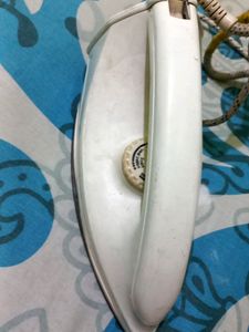 Bajaj Majesty Electric Iron