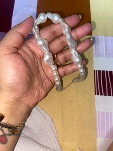 Authentic Elegant  Trendy Rich Pearls Necklace