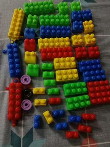 2 Sets Of Building Blocks Kids