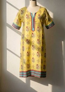 Shoppers Stop Yellow Floral Kurta – Fixed Price