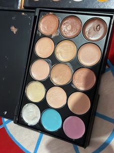 Beauty Glazed &amp; Oumeidie Palettes
