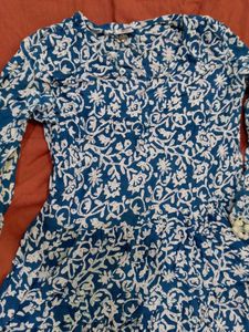Blue Floral Print Tunic