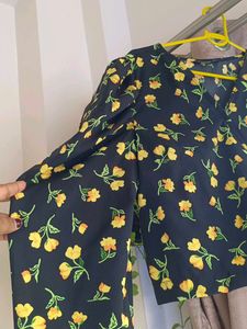 Floral Print Crop Top