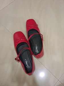 Red  Bow Ballet Flats