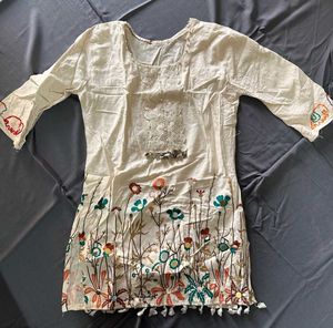 Floral Embroidered short Kurta