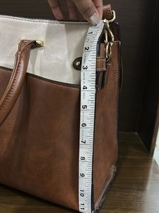 hand bag