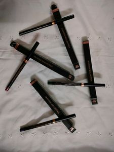 Myglamm Manish Malhotra Kajal Eyeliner