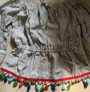 Off Shoulder Lining Top