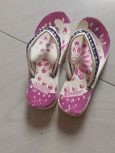1 Year Girl Chappal