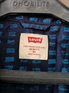 Levi&#39;s Patterned Shirt