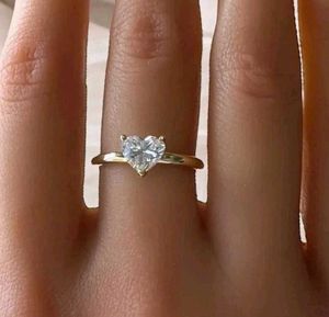 Heart stone Adjustable Ring