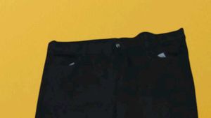 E@91 Size-40 Straight Jeans